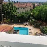 Δωμάτια σε οικογενειακή κατοικία Marguerite Ιέρ